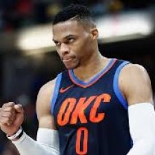 20 rebonds Russell Westbrook en moyenne trois doubles