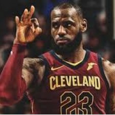 LeBron James Triple Double Cleveland Cavaliers remporte les Dallas Mavericks